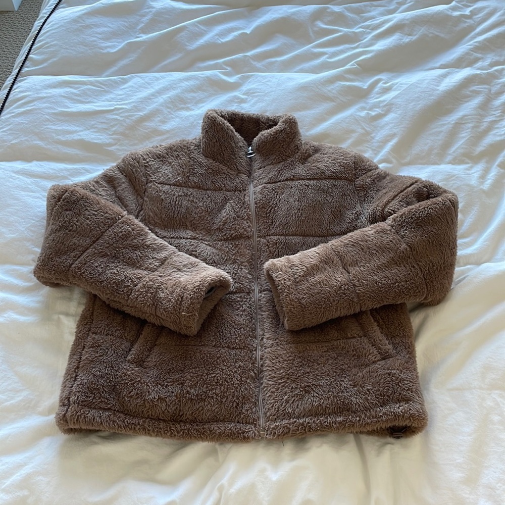 Pink lily faux fur puffer